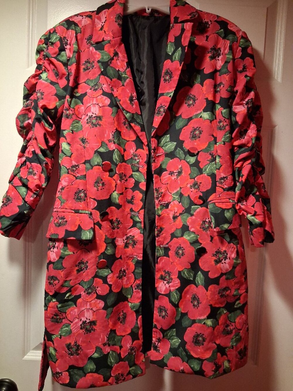 Floral 🌸🌹 jacket - Picture 1 of 6